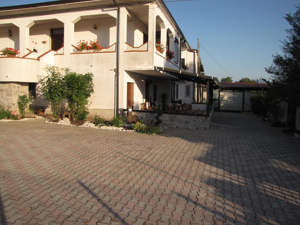 Quattro Stagioni Otel Padula Dış mekan fotoğraf